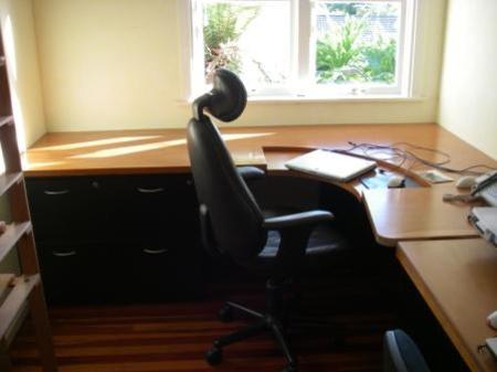 Zacs_desk_chair_websize